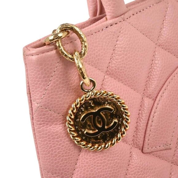 Chanel Pink Calfskin Medallion Tote Handbag XX40575 - Picture 5 of 10